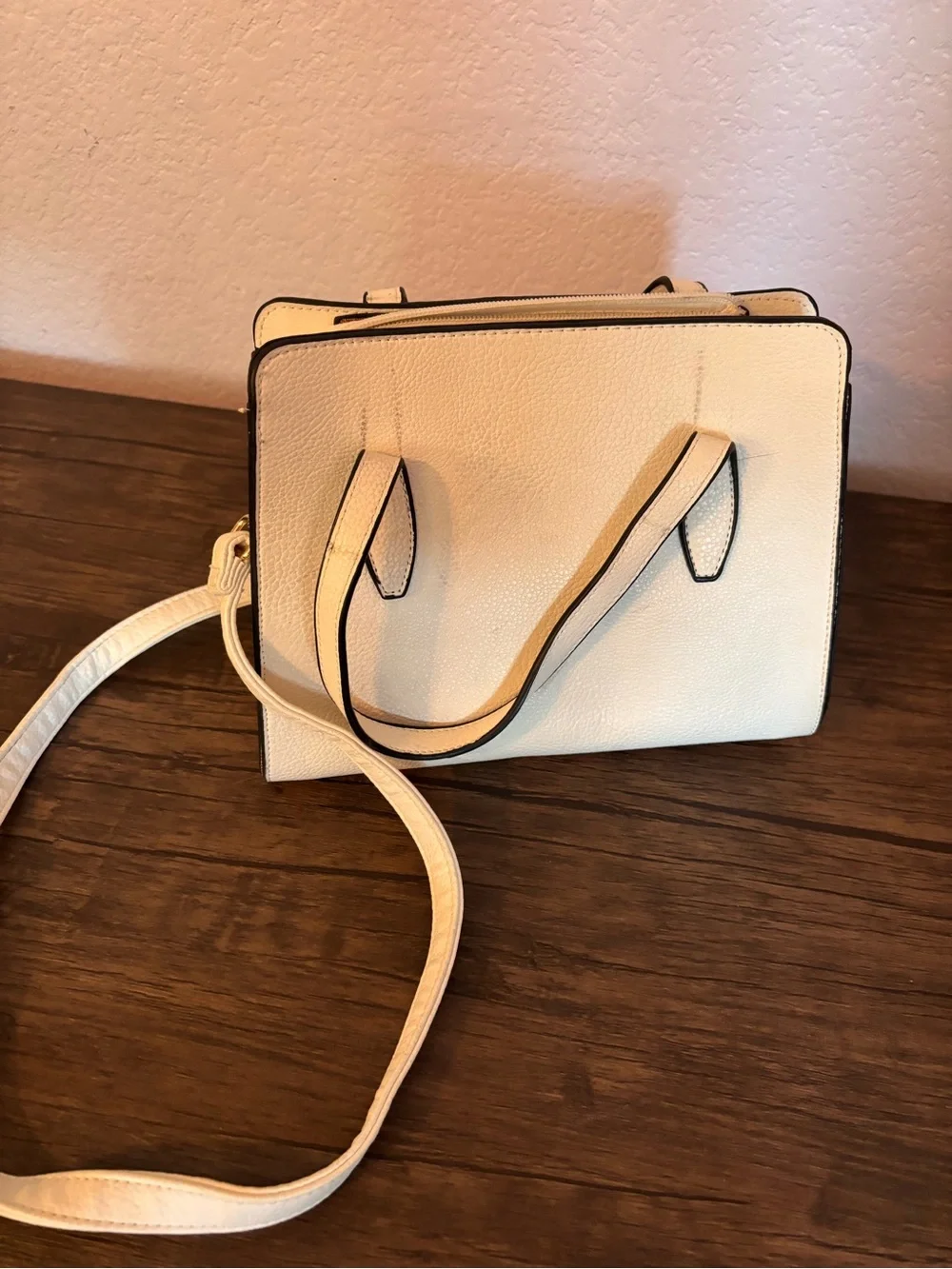 Purse - Picture 2 of 7